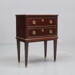 1319 6196 CHEST OF DRAWERS
